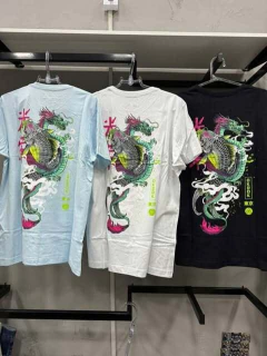 CAMISETA OKDOK MASC KOI FISH - comprar online