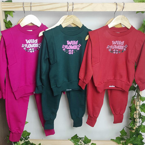 Conjunto Inverno Menina Casaco Moletom Estampa Flores Selvagens e Calça Moletom - Tam 02 ao 08 - Angerô - comprar online
