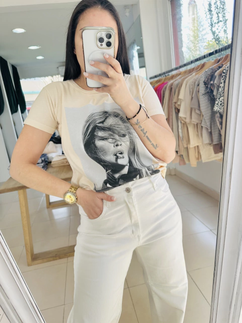 Remera Taylor - comprar online