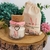 Lembrancinha dia das Mães vela perfumada tampa rolha 40g com pingente cordão rosa e saquinho de algodão - loja online
