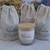 Lembrancinha Vela Perfumada em Pote Grande com Tampa de Madeira Padrinhos e Saquinho de Algodão - Pronta Entrega - comprar online