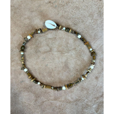 COLLAR PIEDRITAS