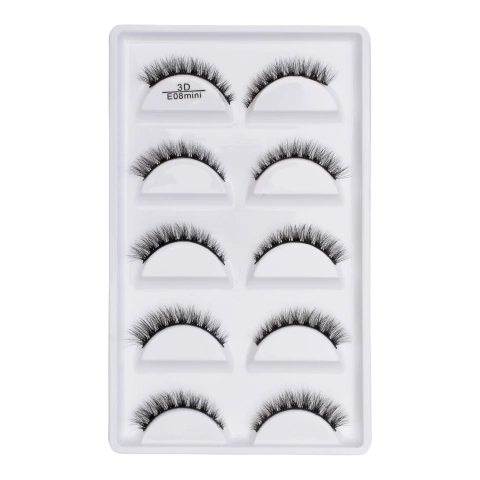 Cartela com 5 pares de cilios postiços naturais modelo - E08 MINI