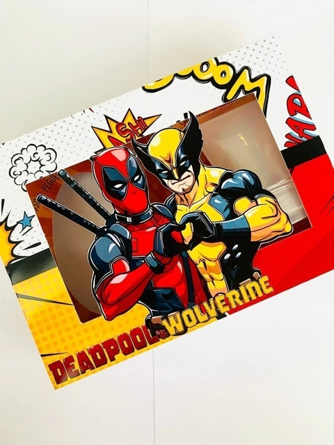 Páscoa Mini Confeiteiro - Dead Pool e Wolwerine - comprar online