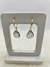 Imagem do Brinco Mini Argola com Quartzo Rutilado – Banhado a Ouro 18K - Clareza Mental.
