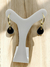 Brinco Mini Argola com Obsidiana Negra – Banhado a Ouro 18K -Proteção e Purificação.
