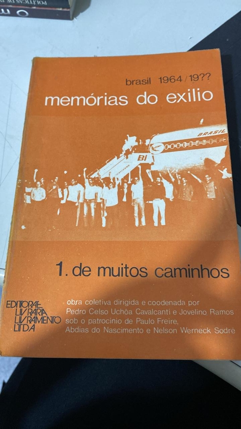 Memórias do Exílio Vol. 1 de Muitos Caminhos - Autor: Desconhecido (1964) [usado]