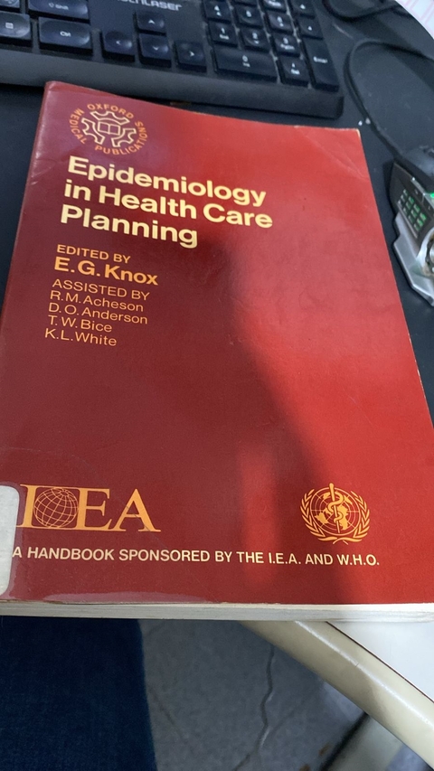 Epidemiology In Health Care Planning - Autor: E.g Knox (1979) [usado]