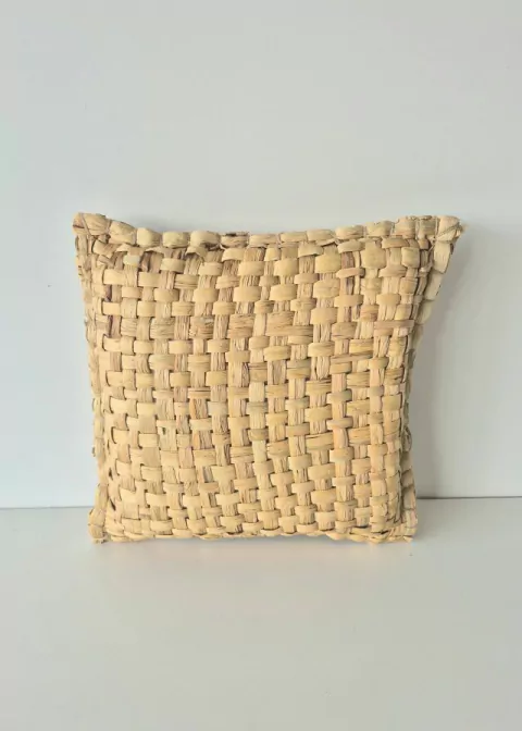 SH470 - ALMOHADON WHITE LOTUS