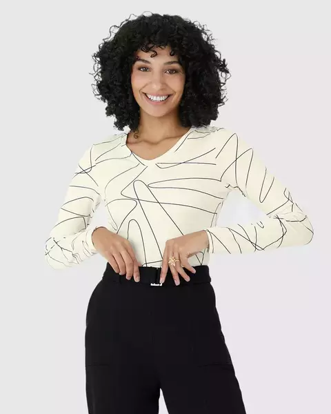 Blusa Justa Feminina Decote V Estampada Em Viscose Stretch Malwee Ref:1000127511 - comprar online
