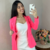 Blazer Alongado Kessey Rosa Neom em Neoprene - Elegância e Conforto em um Só Look (REF: 8686112) na internet
