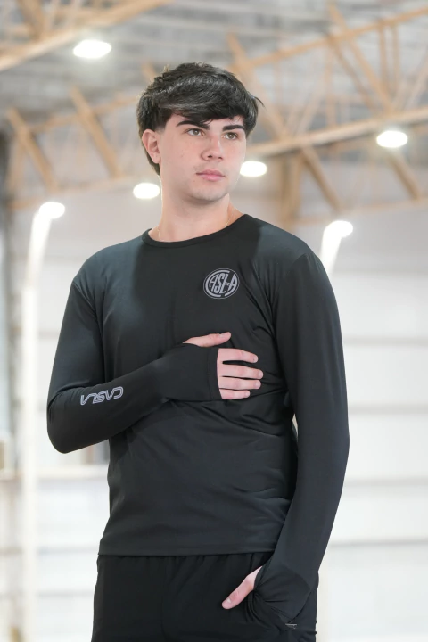 Camiseta térmica negra CASLA - comprar online