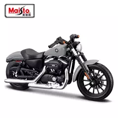 Maiisto Harley Davidson Fat Bob na internet