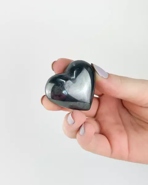Coração Hematita 3,5 a 4,2 cm aprox.