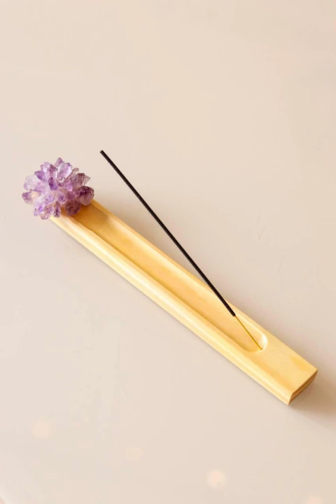 Incensário Ametista Madeira Clara