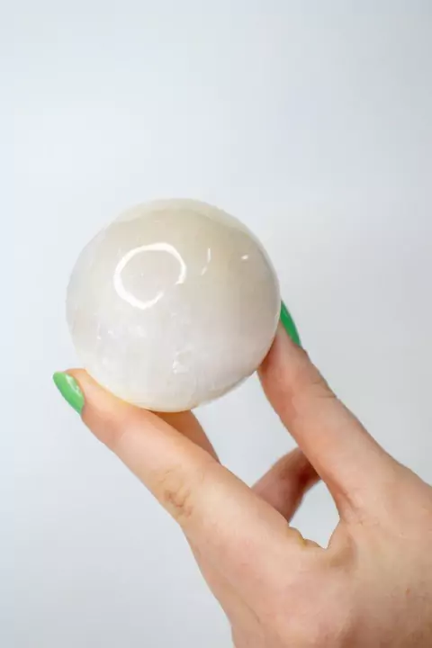 Bola Selenita Branca 4,5 centímetros