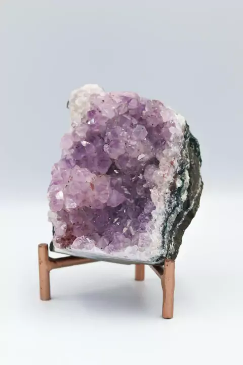 Pedra Drusa Ametista na Base Metal Rose 879 Gramas Aprox.