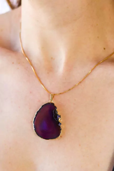 Pingente chapa de Ágata roxa banho ouro