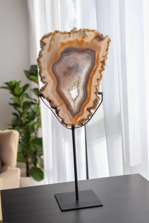 Chapa Ágata Natural na Base Metal Preta 665 a 963 gramas