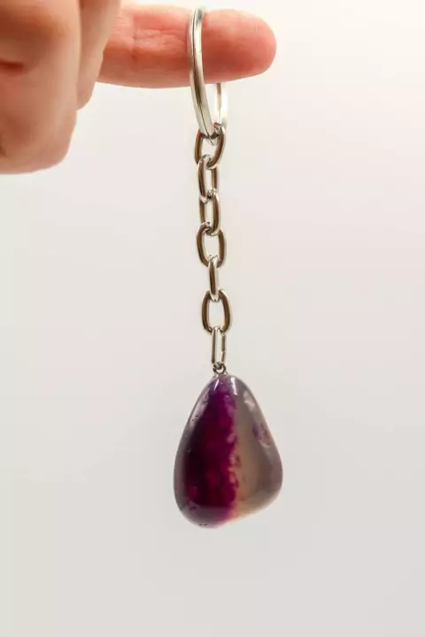 Chaveiro Ágata Roxa tingida rolada prateado