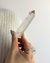 Bastão Massageador Quartzo Fumê 63 gramas - comprar online