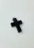 Pingente Cruz Obsidiana com Pino Banho Prata - comprar online