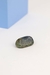 Pedra de Quartzo com Turmalina Verde Rolado 12 a 17 gramas - comprar online