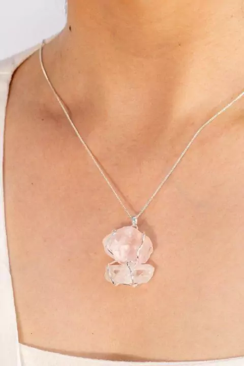 Pingente duo Cristal com Quartzo rosa bruto banho prata
