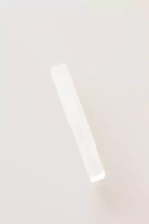 Pedra Bastão Selenita Branca Bruta 7 a 10 centímetros