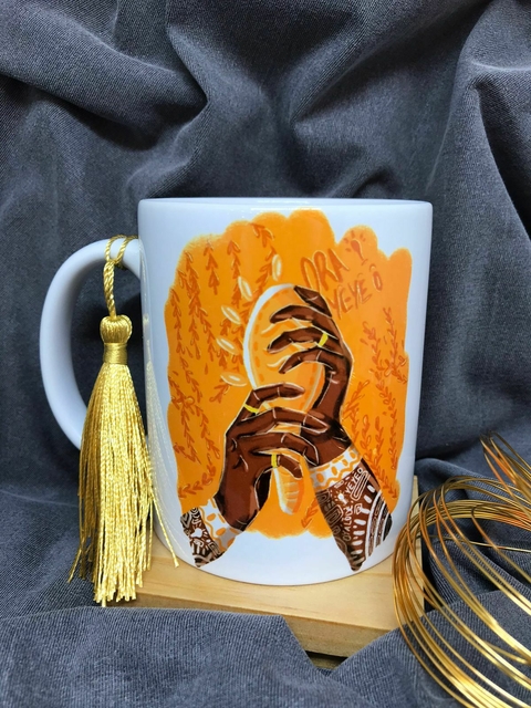 Caneca Mãos de Axé Oxum 325ml Arte 038