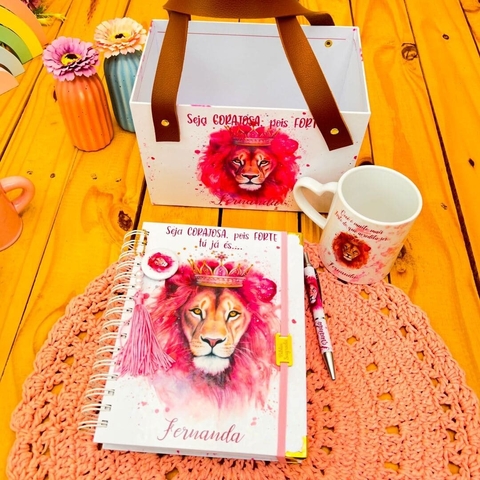 Kit Guardião da Fé-Bíblia de arame com caixa cesta e caneca-04