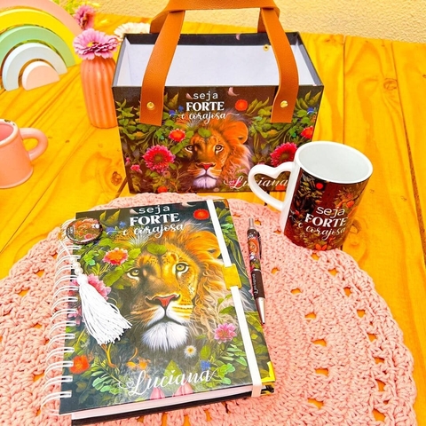 Kit Guardião da Fé-Bíblia de arame com caixa cesta e caneca-03