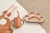 Kit Prato Patinha e Talheres de Bambu com Copo e Babador em Silicone (5 peças) - comprar online