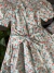 Vestido infantil com babados e botões - loja online