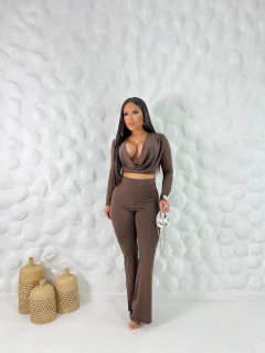 CONJUNTO PALOMA EM MALHA SUPLEX (CROPPED + CALÇA) - loja online