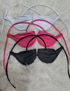 CROPPED VERONICA EM CIRRE COM ARO DE SUSTENTAÇÃO