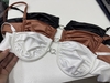 CROPPED THALIA EM CIRRÊ ACETINADO, ARO DE SUSTENTAÇÃO E DETALHE EM CORAÇÃO - comprar online