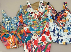 CORSELET ESTAMPA DIGITAL EM MONTARIA FORRADA COM BARBATANAS, BOJO E REGULAGEM ATRÁS - comprar online