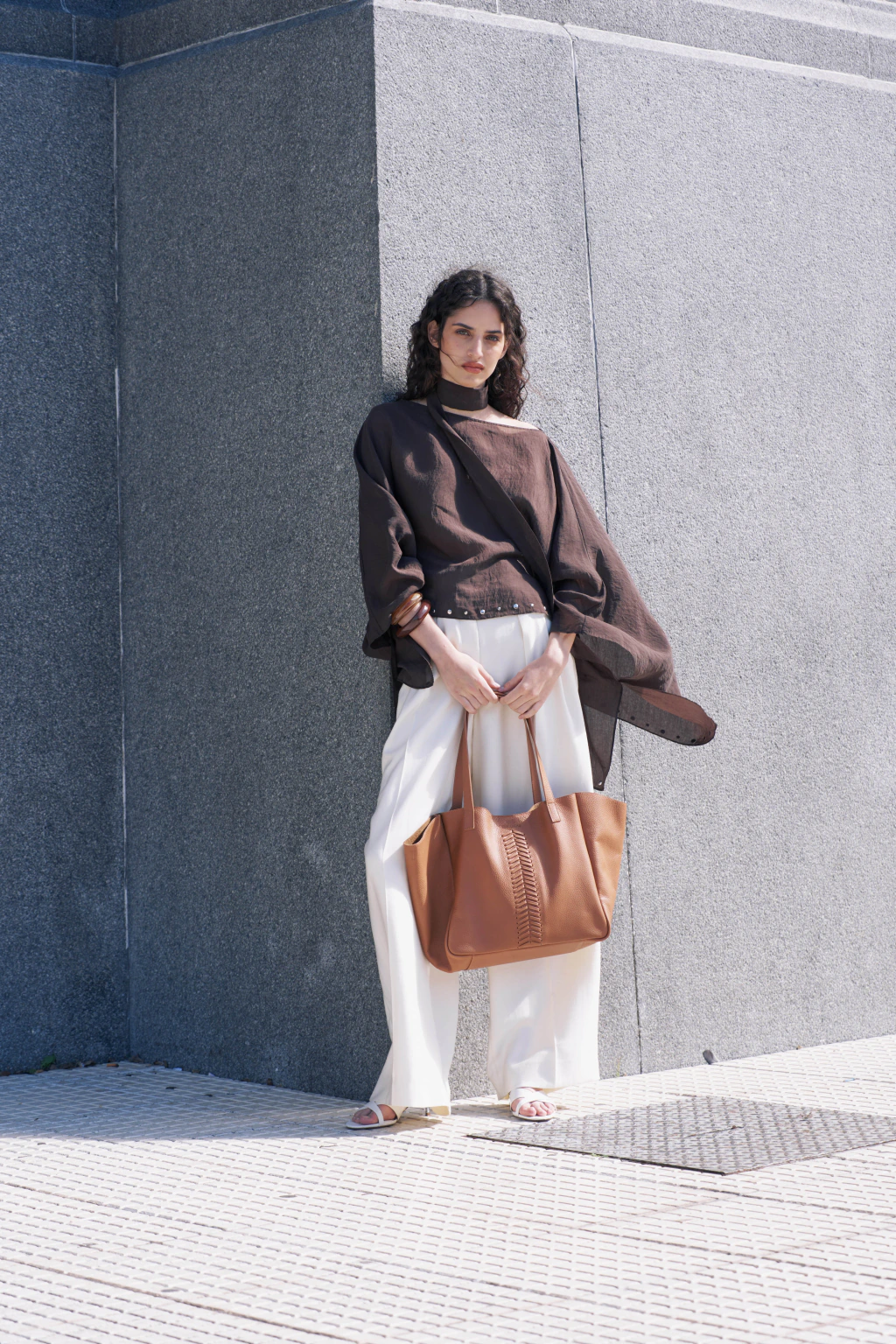 editorial-Suela