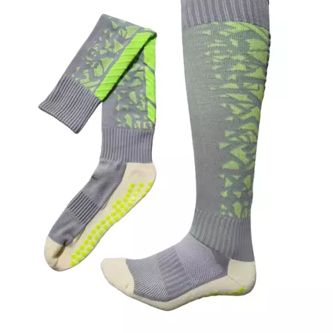 Meias Futebol Antiderrapante Cano Alto - Cinza com detalhes em verde limão - comprar online