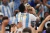 Camisa Seleção da Argentina Três Estrelas - Campeã 2022 Torcedor Adidas Masculina - Azul e Branca - Lionel Modas