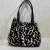 Tote piel de cuero Print - Oia Accesorios