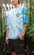Imagen de REMERA HUMO LUXO [ BATIK CELESTE ]