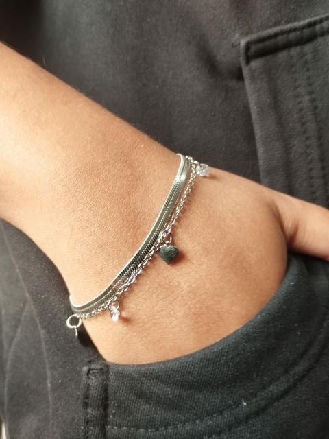 Pulseira Dupla Fita e Pingente 2 Corações Chapa P com Pedra em Aço Inox