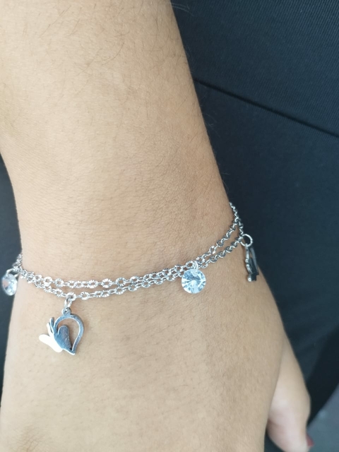 Pulseira Dupla Borboleta e Coração com Ponto de Luz em Aço Inox