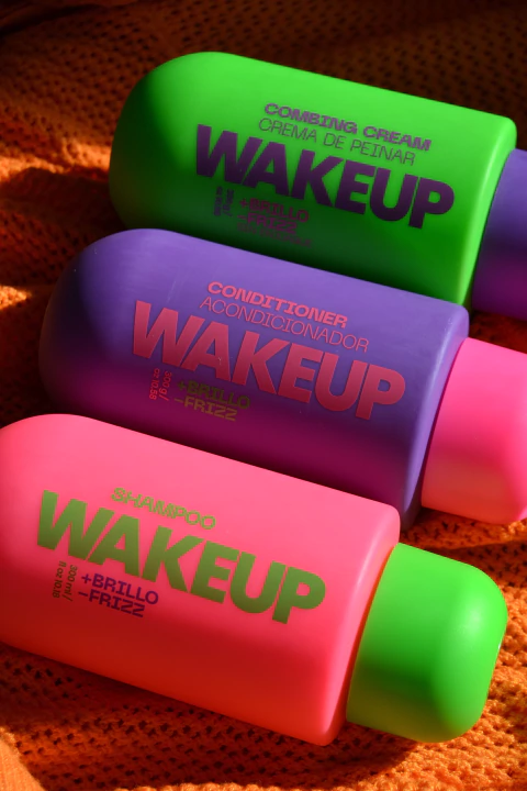 Promoción WakeUp – Shampoo + Acondicionador + Crema de Peinar - comprar online