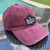 Gorra bordo con sticker bordado The Beatles
