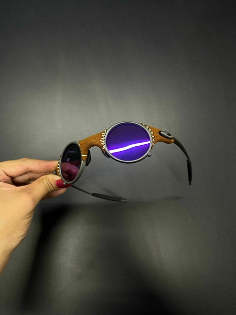 Mars Costurada - Lente Roxa - comprar online