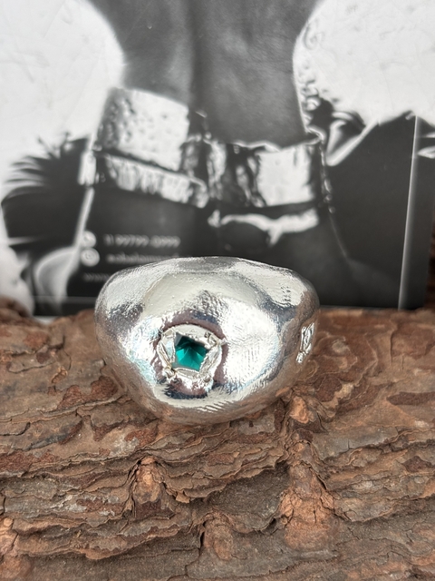 Cristal Tcheco Esmeralda Ring - buy online