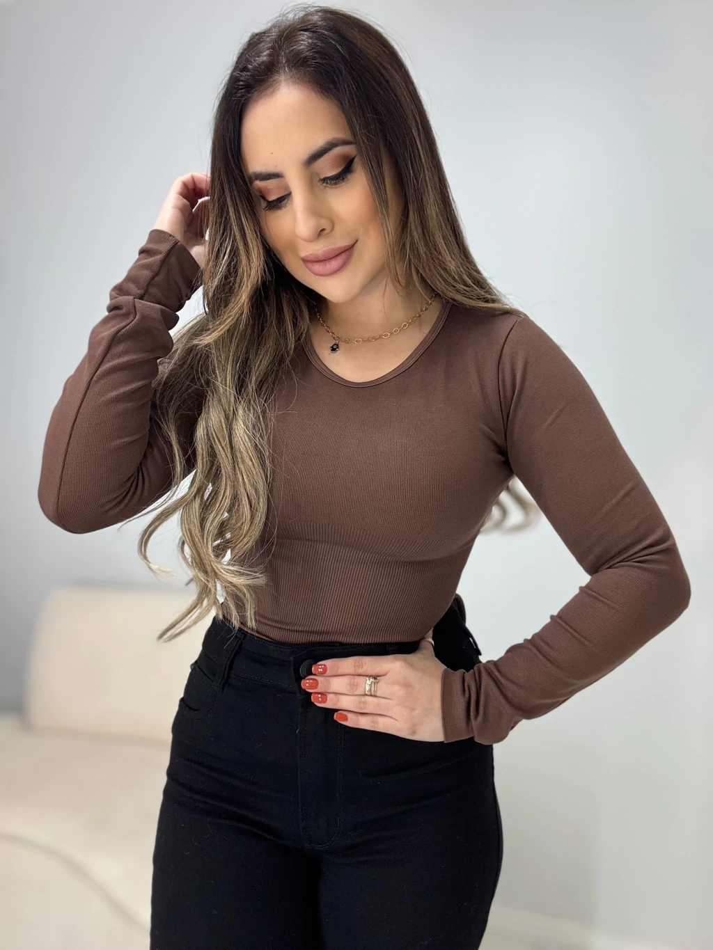 Body modelador marrom